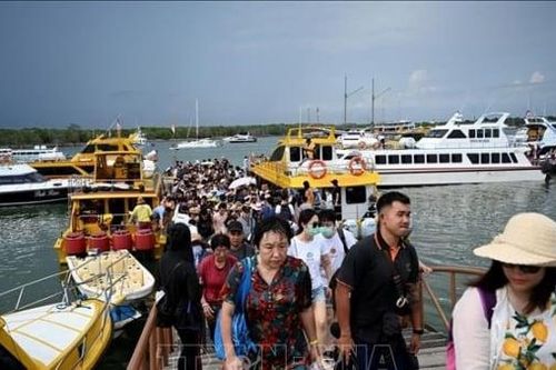 Đảo Bali áp thuế 10 USD đối với khách du lịch người nước ngoài