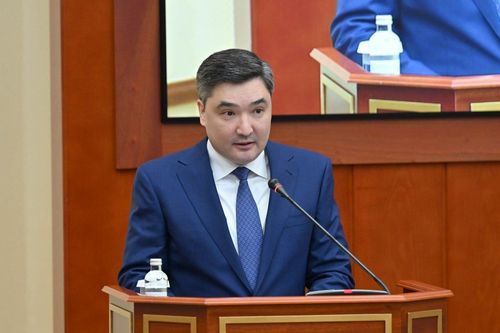 Lãnh đạo Việt Nam gửi điện mừng tân Thủ tướng Kazakhstan Oljas Bektenov