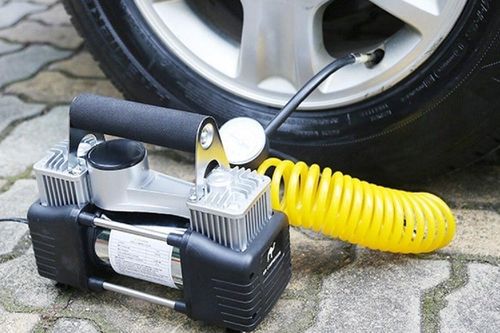 Mua bơm lốp ô tô cần lưu ý những gì?