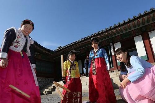Tết Nguyên đán vòng quanh châu Á