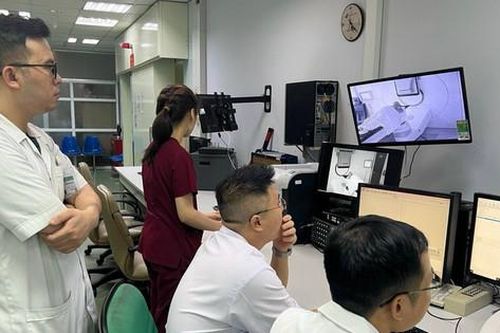 Phối hợp liên viện xuyên Tết cấp cứu bệnh nhân ung thư di căn
