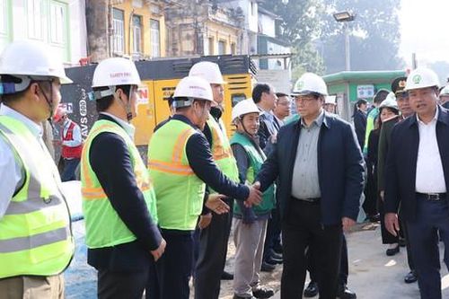 Không 'đủng đỉnh giêng hai'