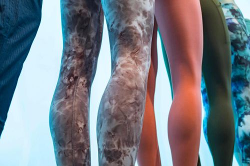 Hashtag 'legging legs' bay màu lập tức nhưng còn một mối nguy lớn hơn