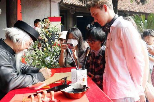 Bội thu khách quốc tế những ngày đầu năm: Du lịch kỳ vọng bứt phá