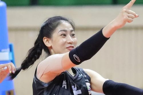Hoa khôi bóng chuyền Việt Nam tỏa sáng trong ngày chia tay xứ chùa vàng bằng trận thắng đậm CLB 2 lần vô địch Thái Lan
