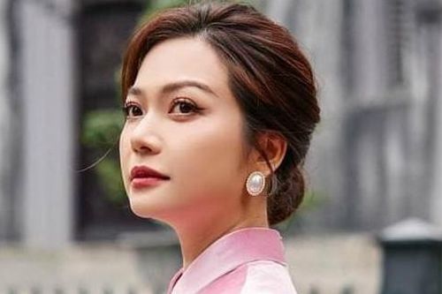 Nhan sắc ngút ngàn của diễn viên Kiều Anh