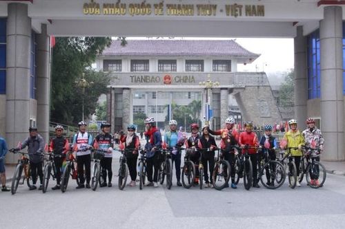 Ra mắt sản phẩm du lịch xe đạp Hà Giang (Việt Nam) - Vân Nam (Trung Quốc)