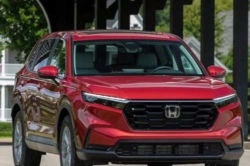 Nhiều mẫu xe giảm giá mạnh sau Tết