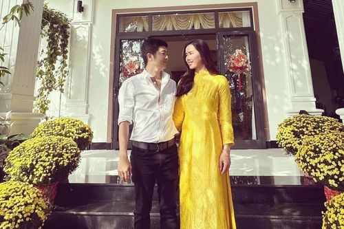Chồng cũ Nhật Kim Anh khoe cận mặt bạn gái mới, nhan sắc ra sao?