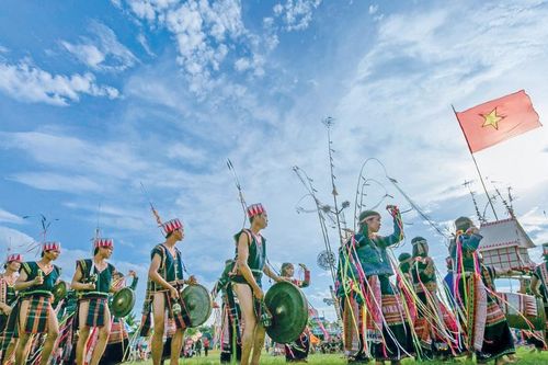 Chuyện sưu tầm sử thi Bahnar