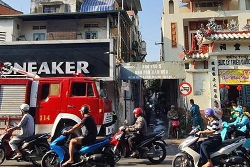 4 người tử vong trong vụ cháy căn nhà 3 tầng lúc rạng sáng