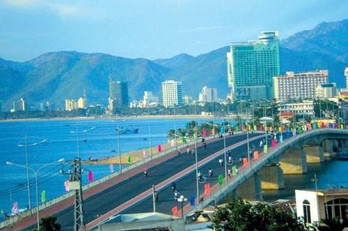 Khánh Hòa: Dự kiến đầu tư gần 1,3 triệu tỷ đồng để phát triển đô thị đến năm 2030, tầm nhìn đến 2045