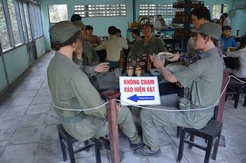 Đầu năm thăm hậu cứ của lực lượng biệt động Sài Gòn trong Thảo Cầm Viên