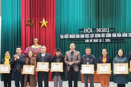 Đầu xuân bàn chuyện xây dựng đời sống văn hóa