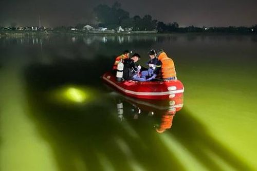 Chủ hồ câu bị đuối nước khi đi thả mồi