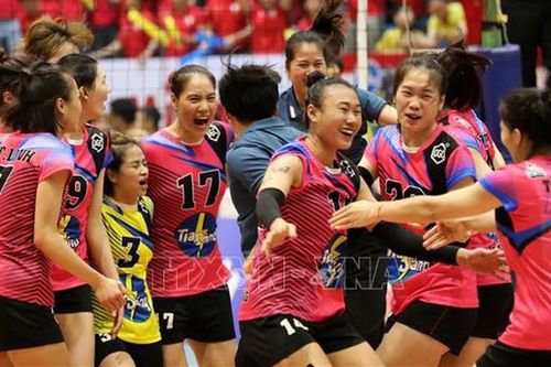 Bùng nổ đại chiến giữa 11 ngôi sao bóng chuyền nữ Việt Nam, quá hồi hộp trước giờ G