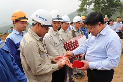 Kiểm tra tiến độ dự án đường bộ cao tốc Tuyên Quang-Hà Giang