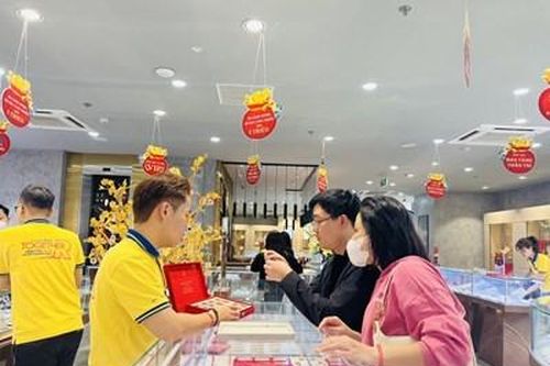 Mua sắm thông thái trong ngày vía Thần Tài 2024