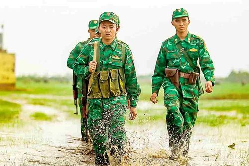 Tuần tra biên giới những ngày tết