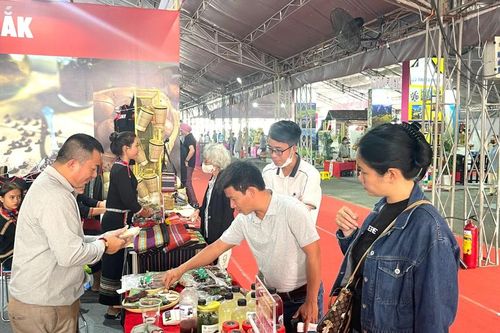 Chuyển đổi tư duy kinh tế trải nghiệm, hướng đến cảm xúc của người tiêu dùng