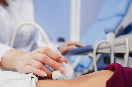 Sau tuổi 50, cần tầm soát ngay 5 loại ung thư này