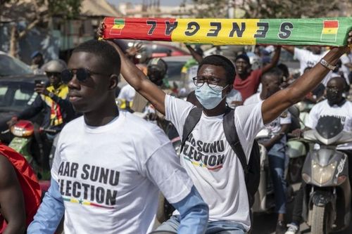 Sau hai tuần 'căng như dây đàn', tình hình Senegal có dấu hiệu dịu lại cùng lời hứa của Tổng thống