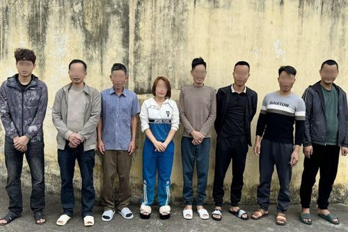 Thanh Hóa: Bắt giữ 8 đối tượng đánh bạc ngày Tết