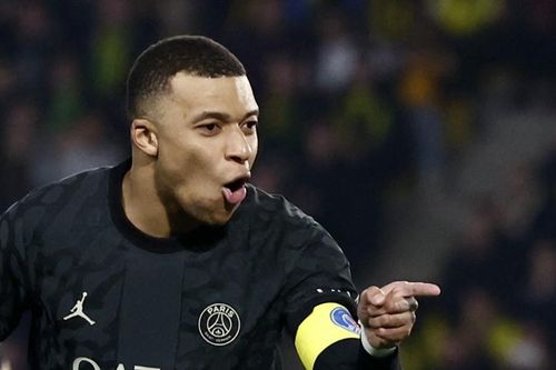 Mbappe tiếp tục giúp PSG bay cao sau tuyên bố chia tay