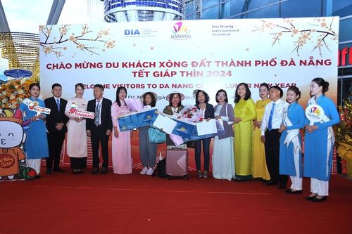 Du lịch Việt Nam thắng lớn trong dịp Tết Nguyên đán 2024