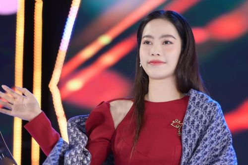Nam Em tiết lộ lý do ghét 'con giáp thứ 13', có liên quan đến bố mẹ