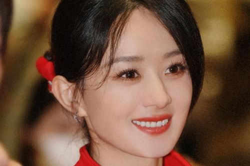 Triệu Lệ Dĩnh bị đoàn phim đối xử lạnh nhạt khi không gánh được doanh thu phòng vé