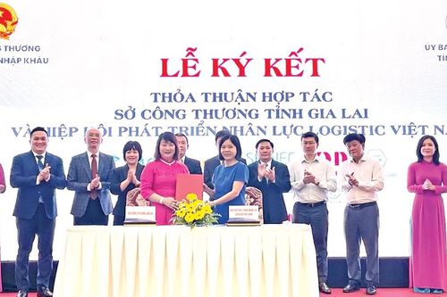 Thúc đẩy tăng trưởng thương mại