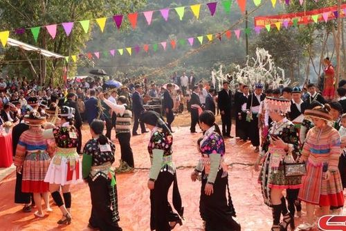 Độc đáo Lễ hội Gầu tào - Pó Pao xã Huổi Một