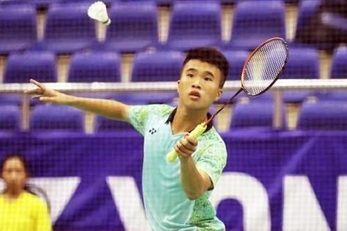 Trưởng thành trong gian khó