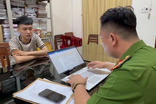 Thợ cắt tóc đầu thú sau gần 3 năm gây án