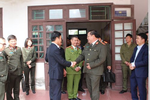 Công an Hà Nội hướng về cơ sở ngay trong những ngày đầu năm mới