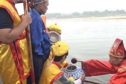 Độc đáo nghi lễ 'Rước nước' ở Phú Thọ