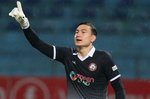 Đặng Văn Lâm lại chấn thương