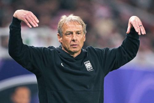 Làn sóng sa thải HLV sau Asian Cup: Bao giờ đến ông Troussier?