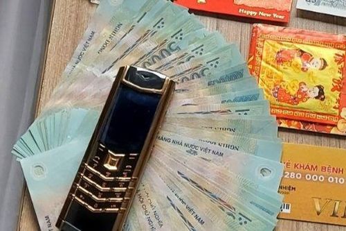 Trả hành khách tài sản bỏ quên trên tàu hỏa