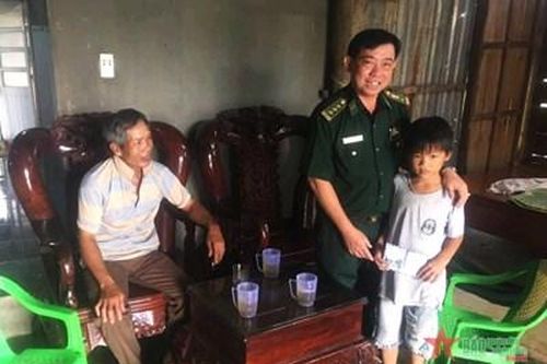 Ấm lòng dân bản