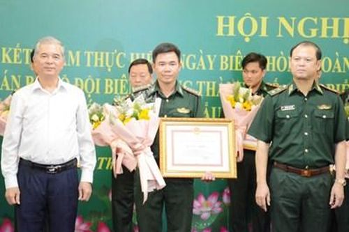 Chiến sĩ thành đồng: Cùng đồng đội giữ 'lửa' cống hiến