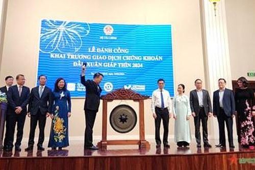 Vận hành an toàn, nâng cao chất lượng thị trường chứng khoán
