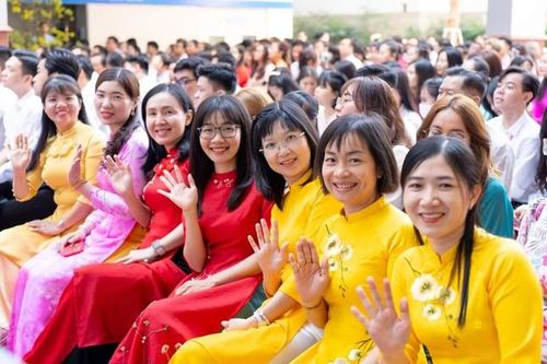 Rộn ràng không khí khai Xuân Giáp Thìn ở các trường