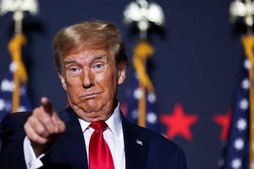 Hàng nghìn người gây quỹ giúp ông Trump đóng khoản tiền phạt gần 355 triệu USD