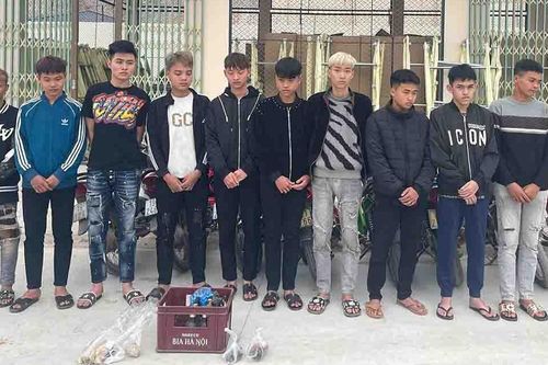 Nhóm thanh niên tấn công nhầm, 1 người đi đường tử vong