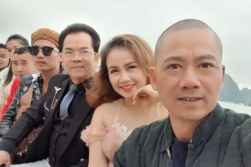 Con trai NSND Trần Nhượng: Vợ luật sư, nắm hết tài chính