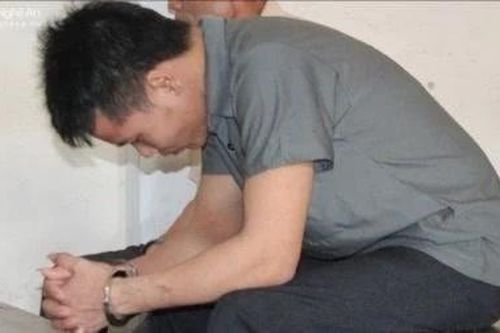 Người bố cuồng ghen và đám tang 'gối' đám cưới