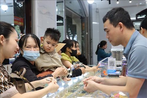 Sản phẩm vàng từ 1 - 2 chỉ được mua nhiều trong ngày Vía Thần tài
