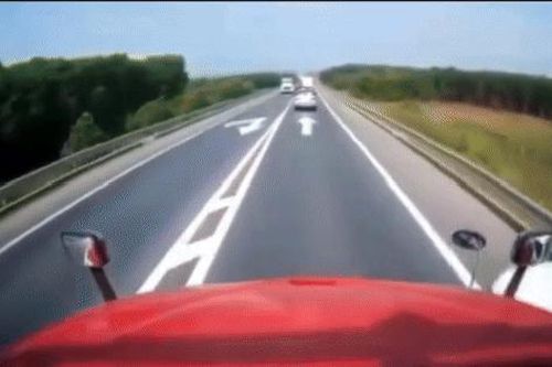 Tài xế vượt ẩu trên cao tốc khiến 3 mẹ con tử vong đối diện với mức án nào?